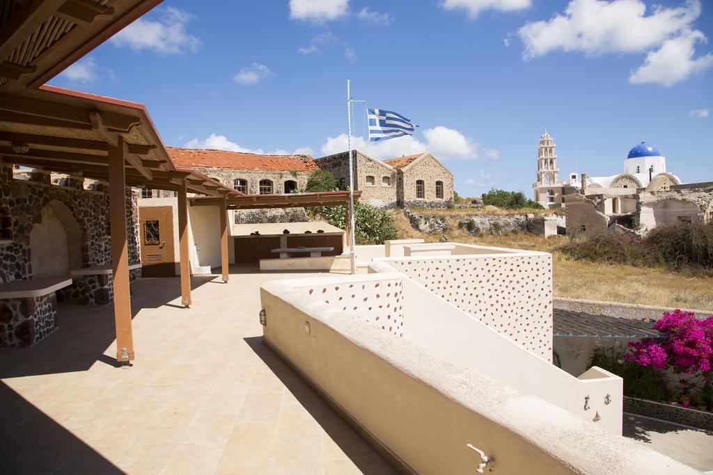 Canava Santino Cave Houses Messaria  Exterior photo