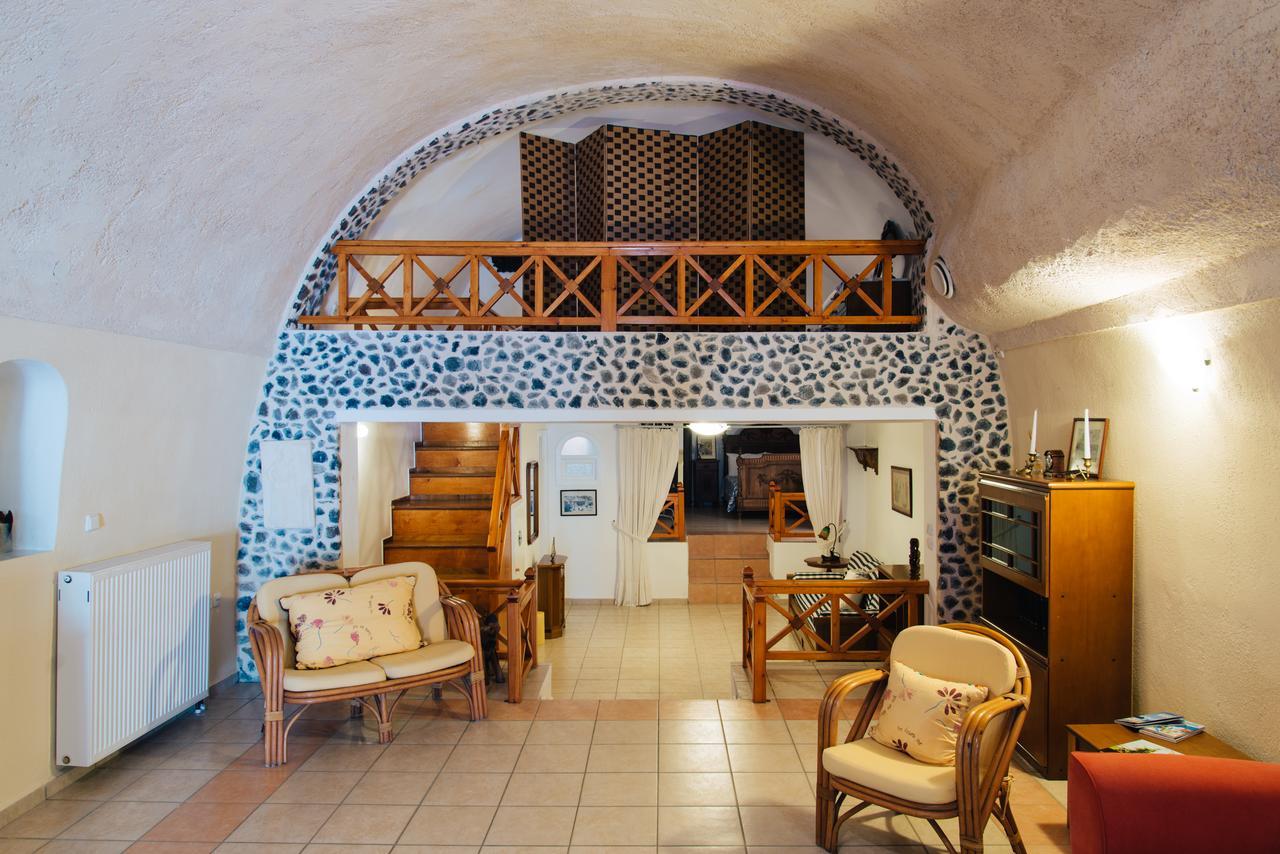 Canava Santino Cave Houses Messaria  Exterior photo