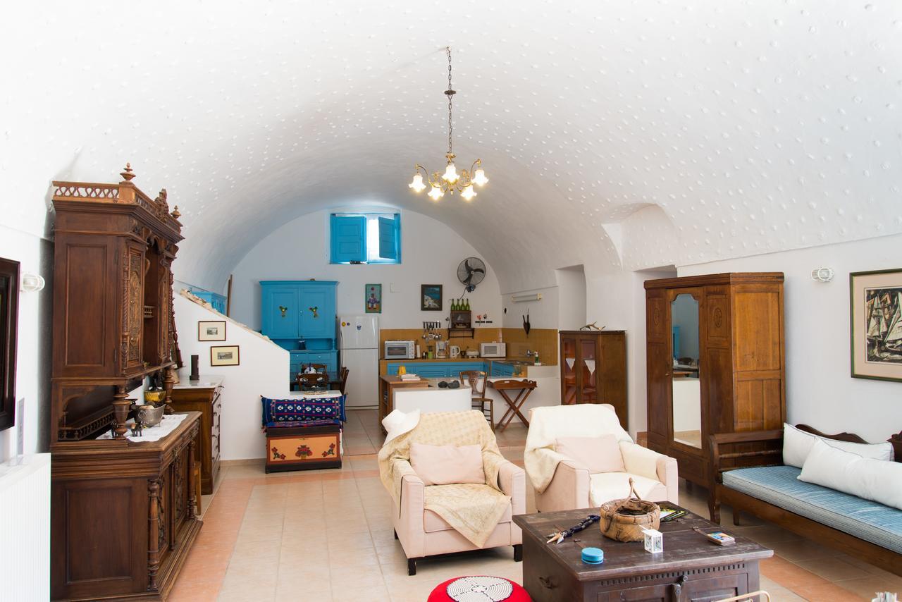 Canava Santino Cave Houses Messaria  Exterior photo