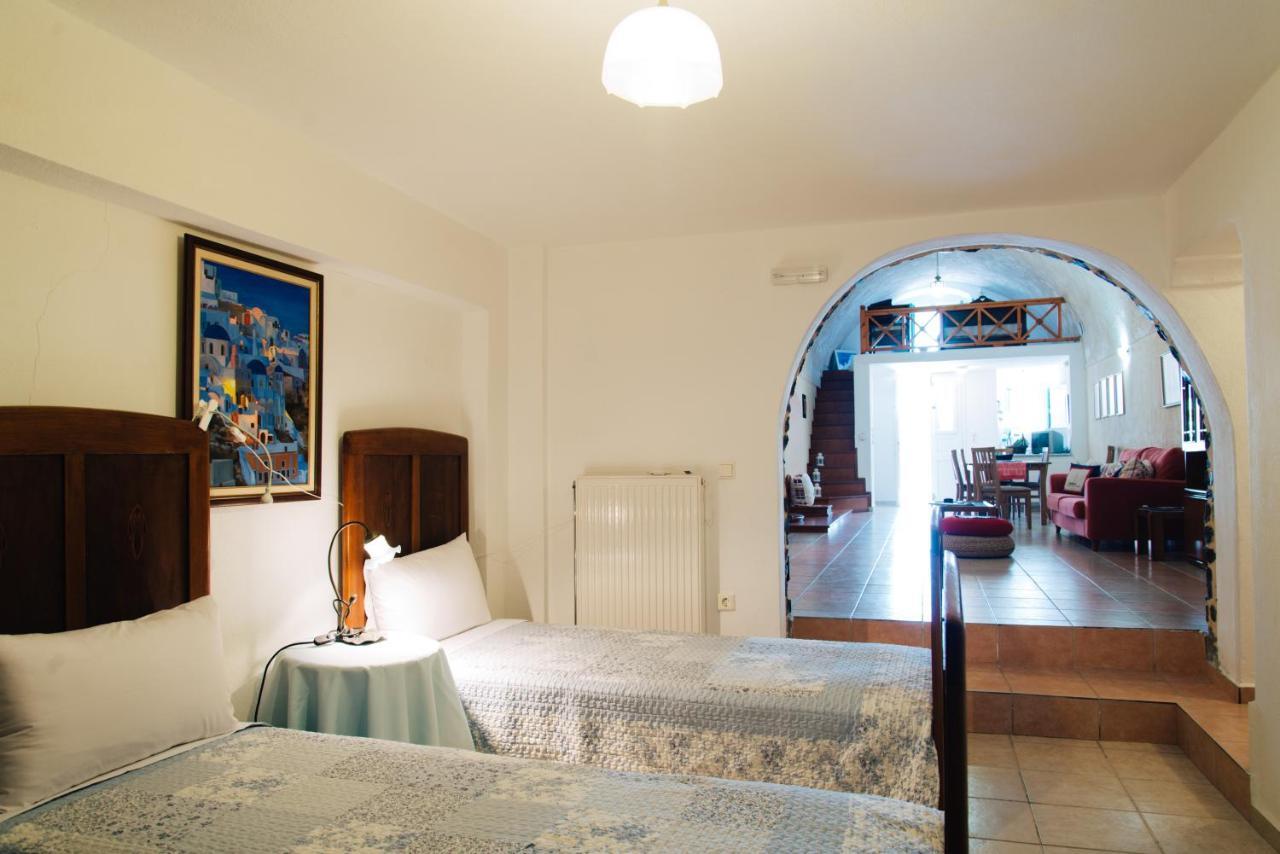Canava Santino Cave Houses Messaria  Room photo